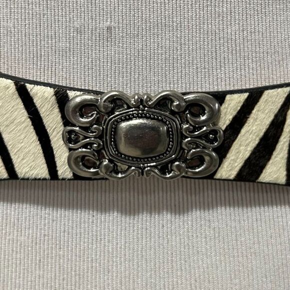 NWOT Topshop Zebra Haircalf Black White Silver-toned Buckle Leather Belt XS/S - Picture 9 of 11